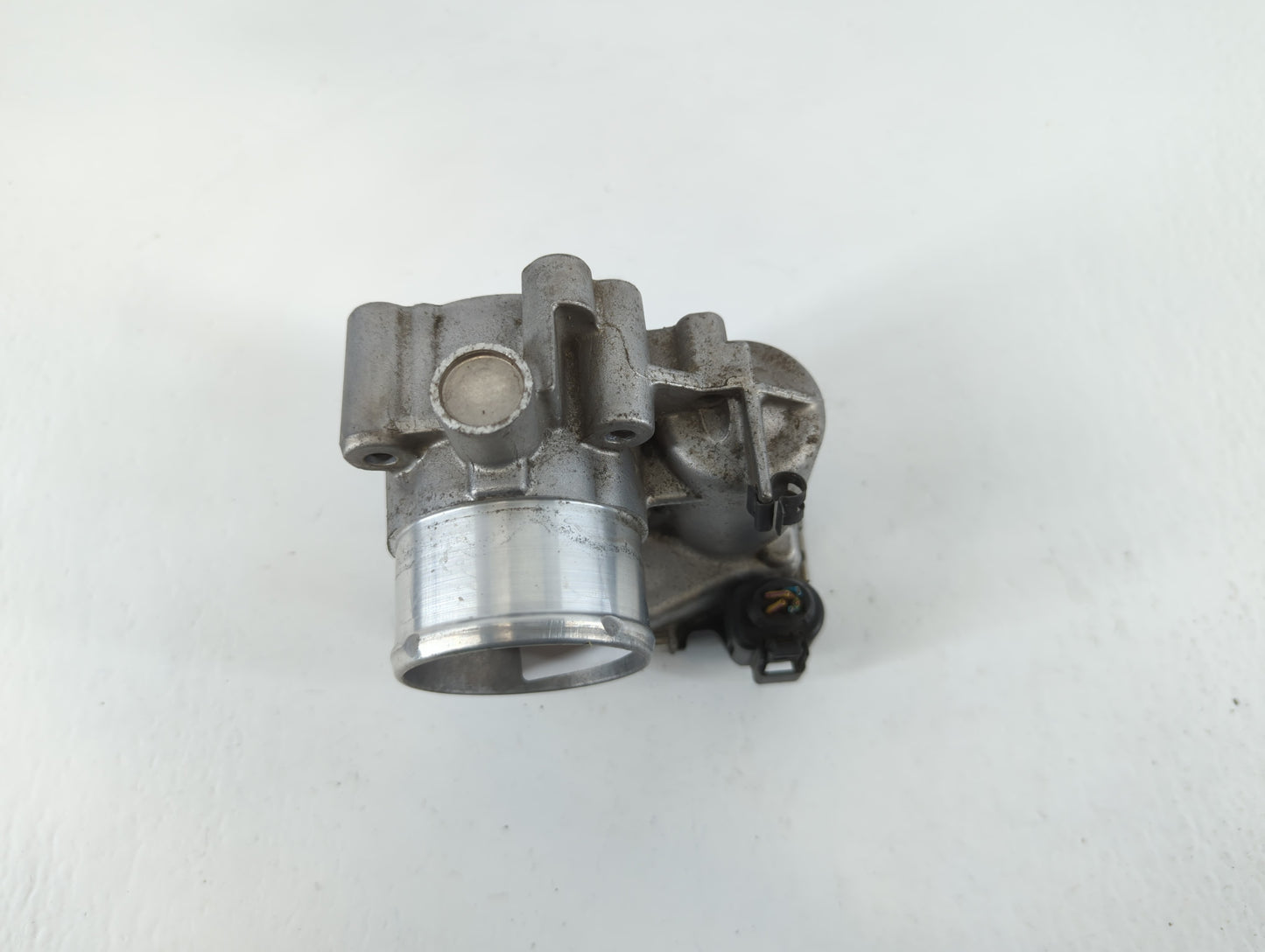 2016-2018 Hyundai Tucson Throttle Body P/N:7S7G-9F9910-CA Fits Fits 2015 2016 2017 2018 2019 2020 2021 2022 OEM Used Auto Pa