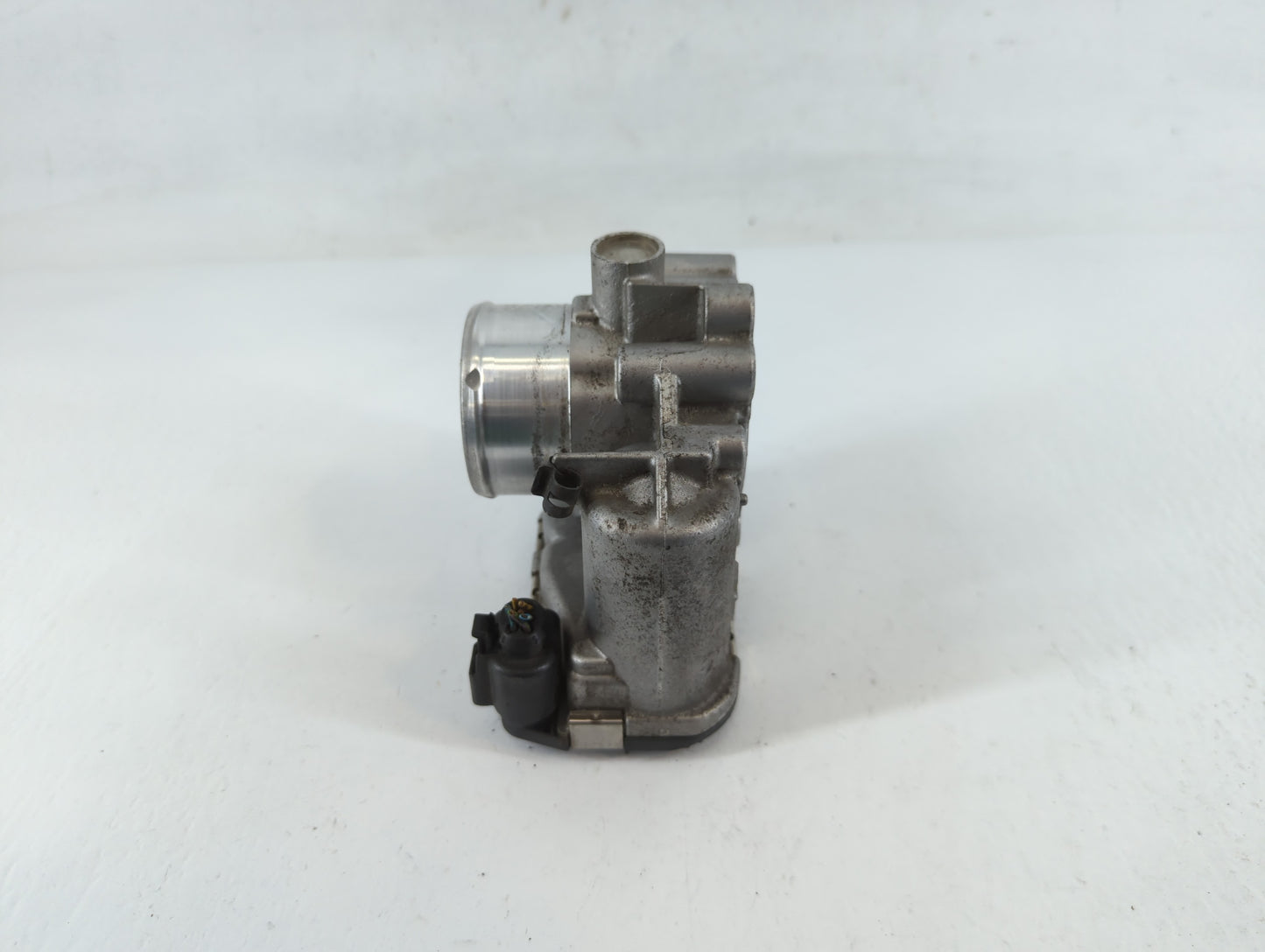 2016-2018 Hyundai Tucson Throttle Body P/N:7S7G-9F9910-CA Fits Fits 2015 2016 2017 2018 2019 2020 2021 2022 OEM Used Auto Pa