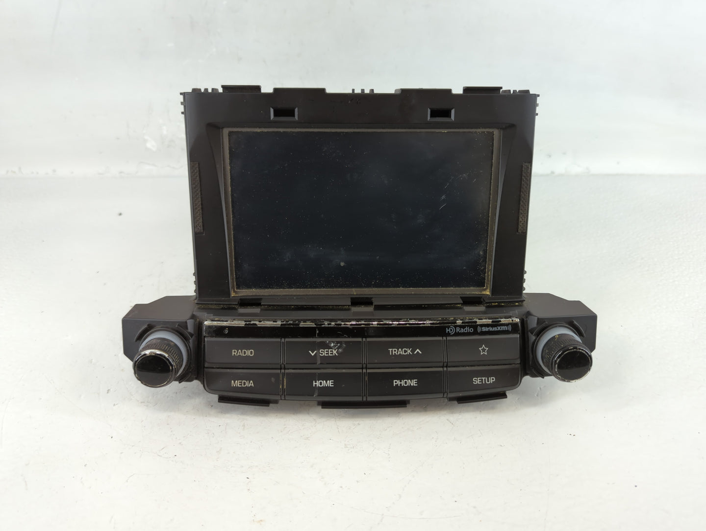 2018-2018 Hyundai Tucson Am Fm Cd Player Radio Receiver - Oemusedautoparts1.com