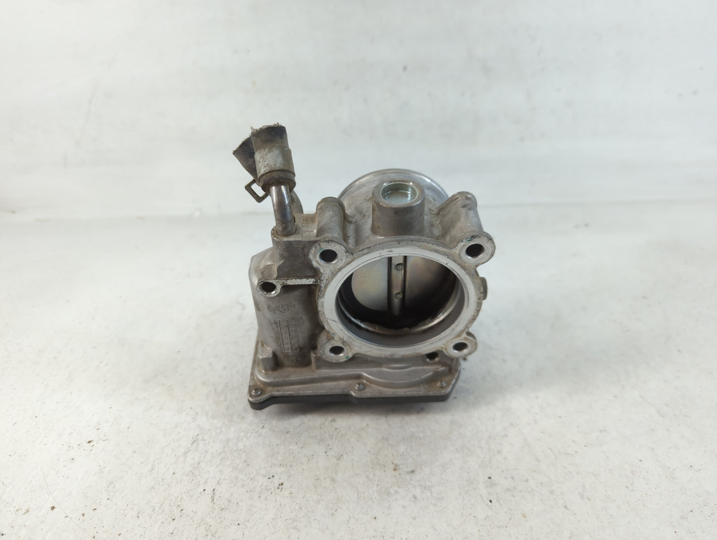 2014-2021 Hyundai Tucson Throttle Body P/N:35100-2E000 Fits Fits 2011 2012 2013 2014 2015 2016 2017 2018 2019 2020 2021 OEM 