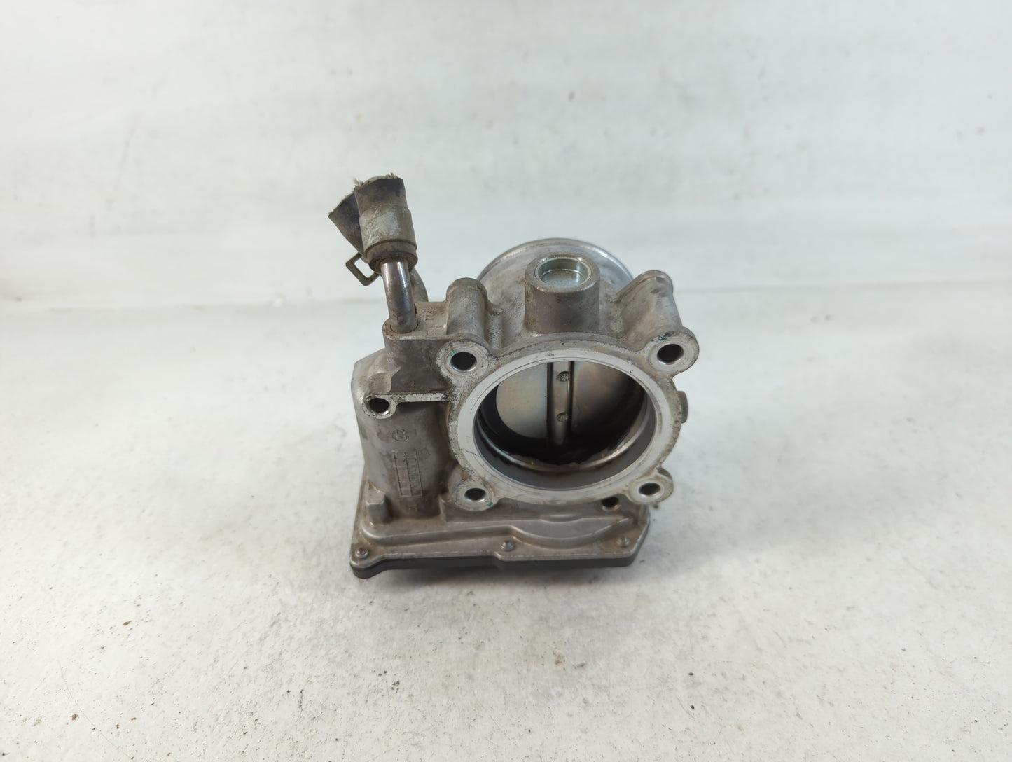 2014-2021 Hyundai Tucson Throttle Body P/N:35100-2E000 Fits Fits 2011 2012 2013 2014 2015 2016 2017 2018 2019 2020 2021 OEM 