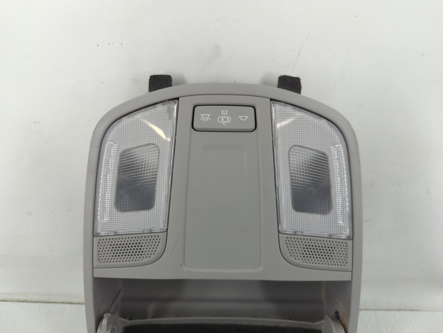 2018 Hyundai Tucson Overhead Roof Console - Oemusedautoparts1.com