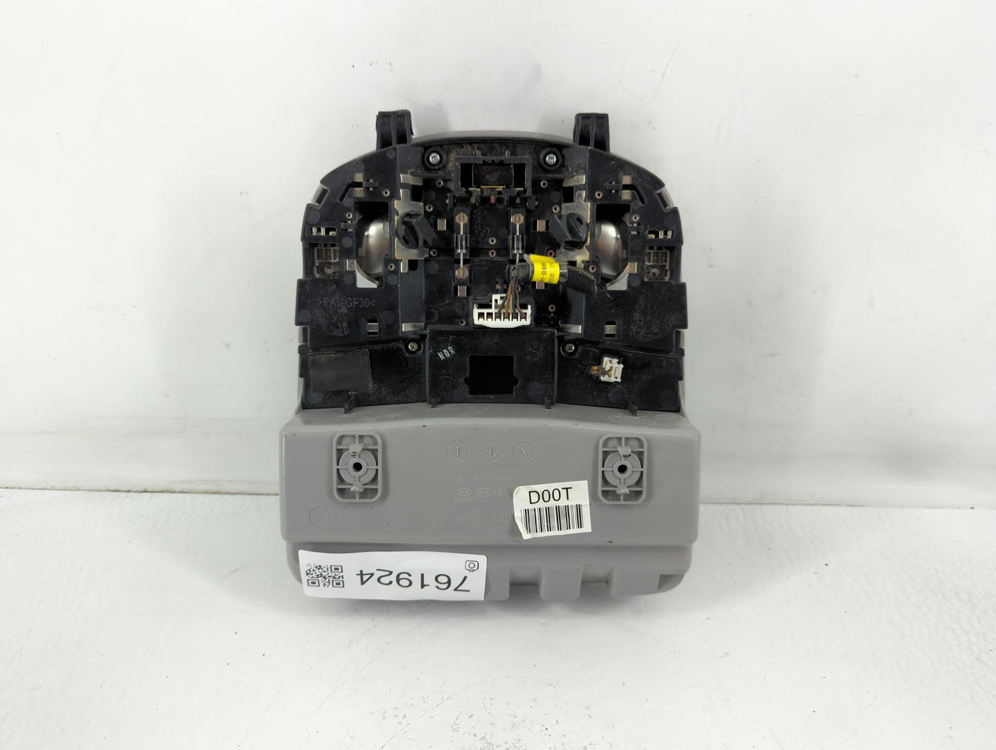 2018 Hyundai Tucson Overhead Roof Console - Oemusedautoparts1.com