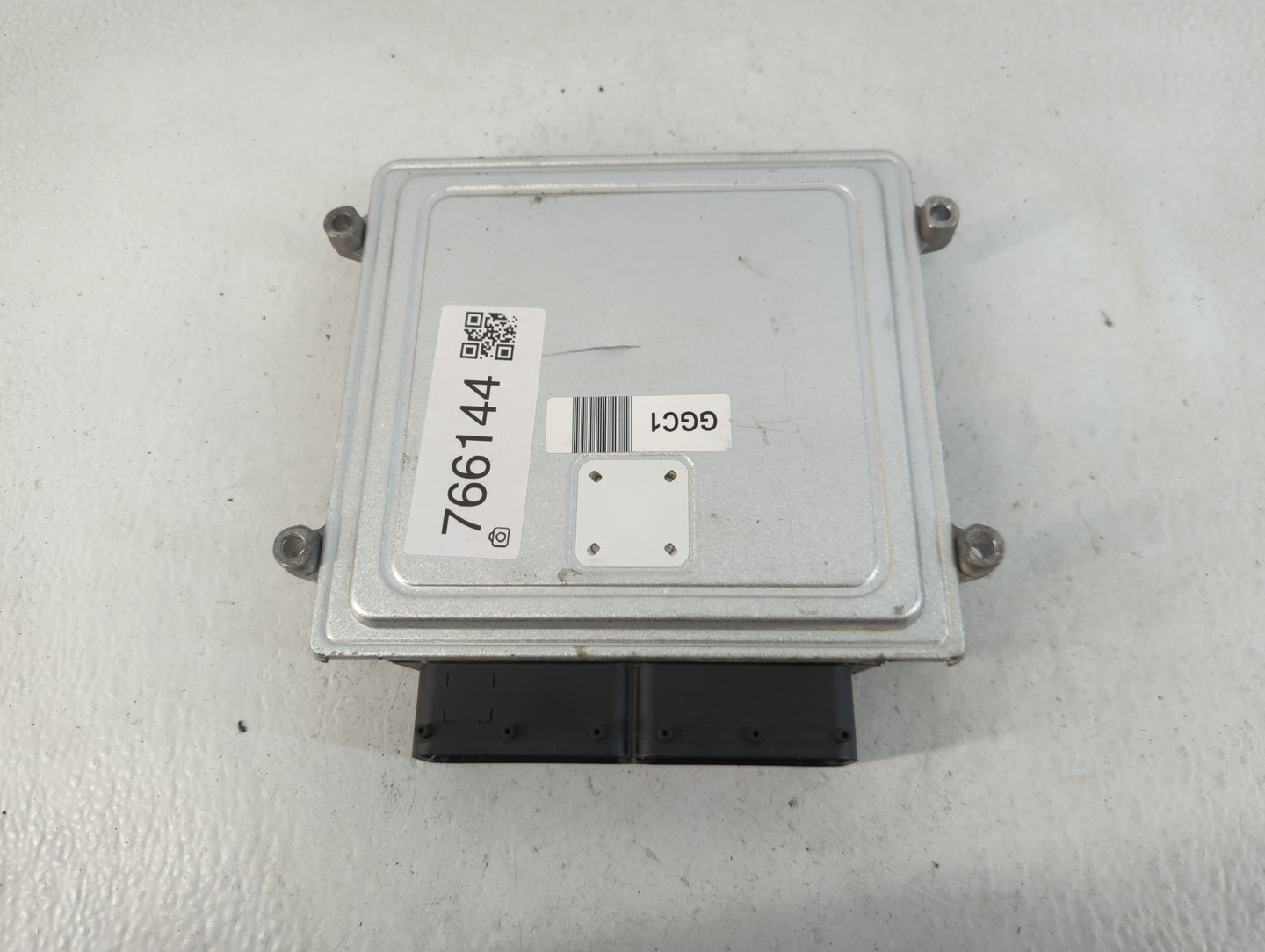 2016-2018 Hyundai Tucson PCM Engine Control Computer ECU ECM PCU OEM P/N:0 261 S20 737 39133-2ETA8 Fits Fits 2016 2017 2018 