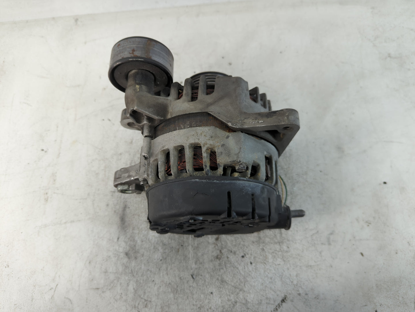 2016-2021 Hyundai Tucson Alternator Replacement Generator Charging Assembly Engine OEM P/N:37300-2E820 2624670 Fits OEM Used