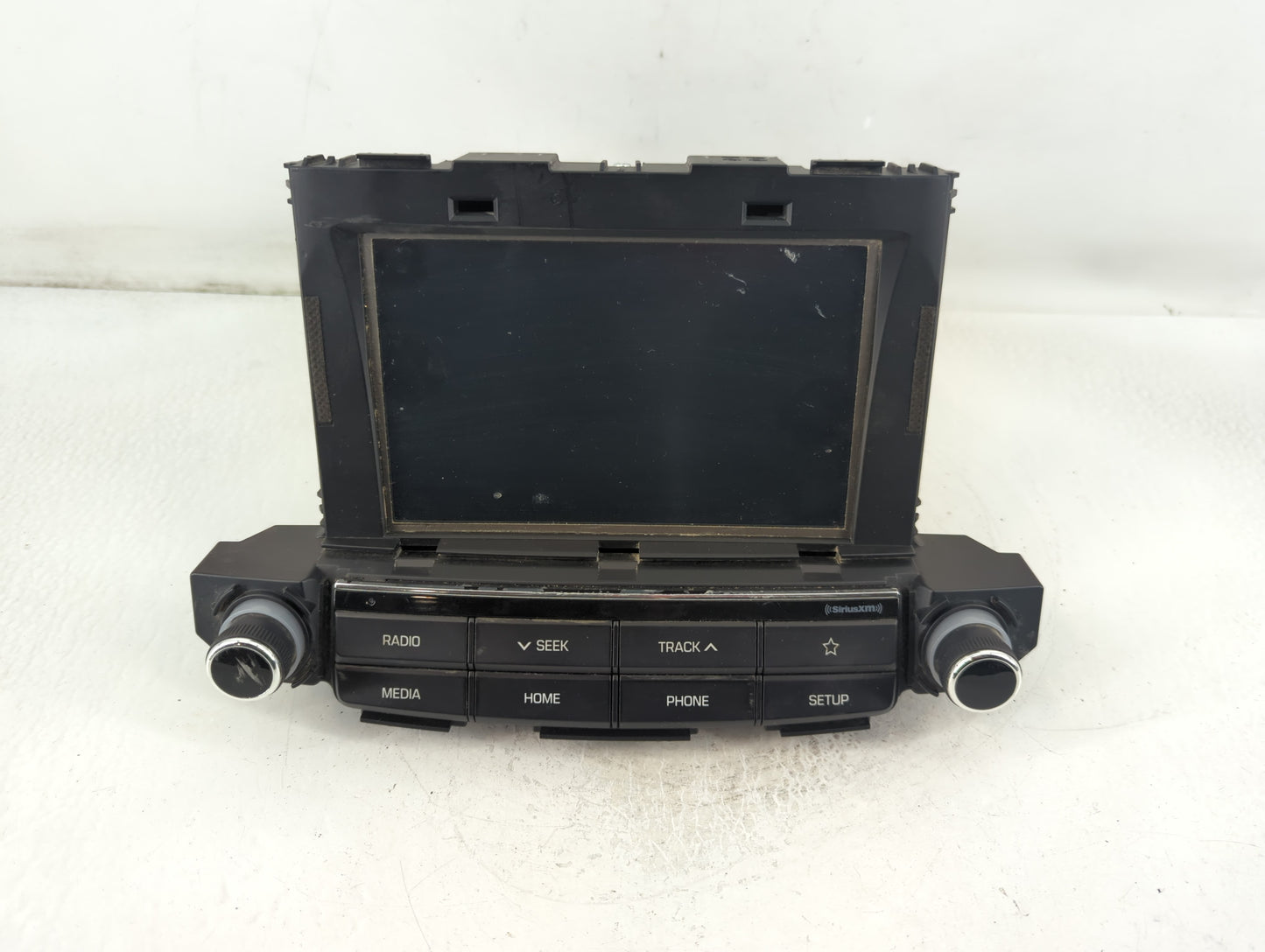 2017-2018 Hyundai Tucson Radio AM FM Cd Player Receiver Replacement P/N:96160-D30004X Fits Fits 2017 2018 OEM Used Auto Part
