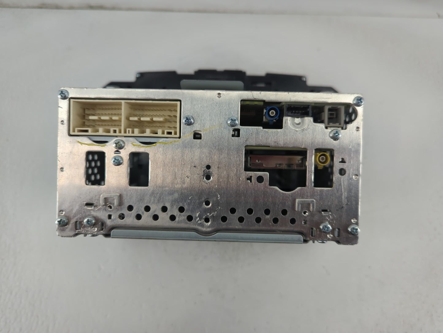 2017-2018 Hyundai Tucson Radio AM FM Cd Player Receiver Replacement P/N:96160-D30004X Fits Fits 2017 2018 OEM Used Auto Part