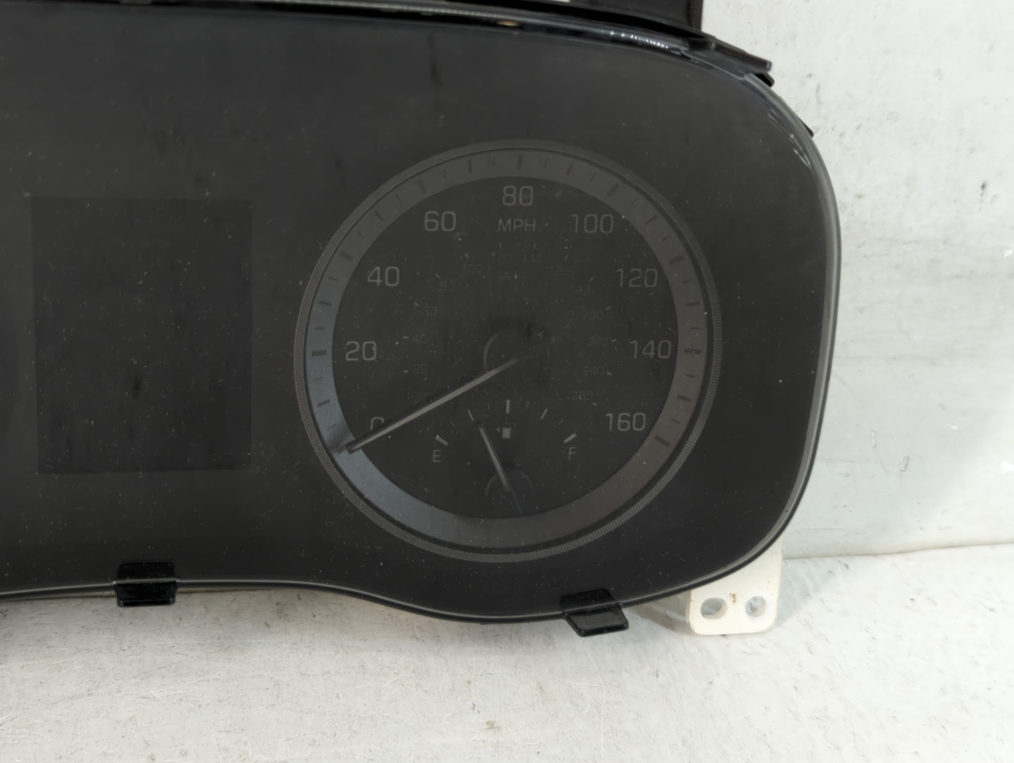 2018 Hyundai Tucson Instrument Cluster Speedometer Gauges P/N:94001-D3330 Fits OEM Used Auto Parts - Oemusedautoparts1.com