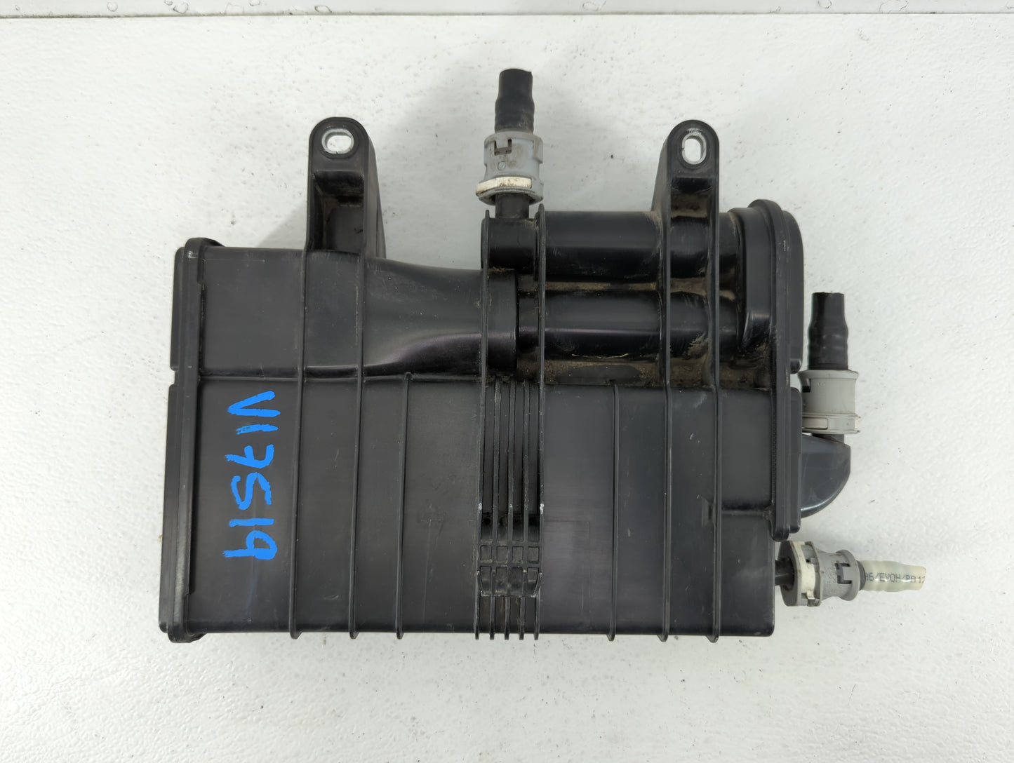 2018 Infiniti Jx35 Fuel Vapor Charcoal Canister - Oemusedautoparts1.com