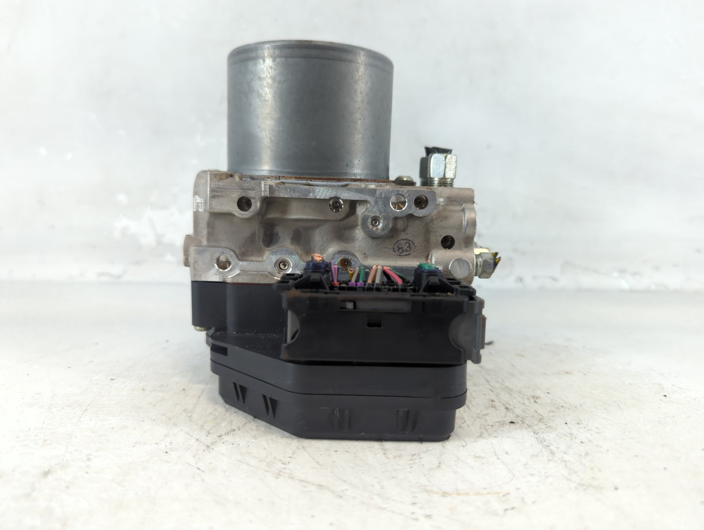 2018 Infiniti Q50 ABS Pump Control Module Replacement P/N:47660 4GV0A 133230-7061 Fits OEM Used Auto Parts - Oemusedautopart