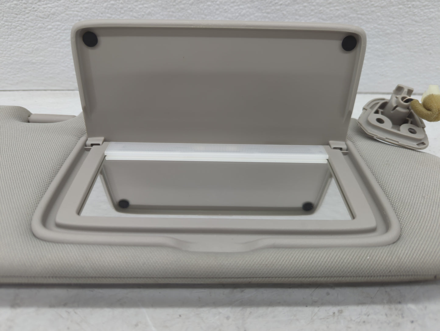 2014-2020 Infiniti Q50 Sun Visor Shade Replacement Passenger Right Mirror Fits Fits 2014 2015 2016 2017 2018 2019 2020 OEM U