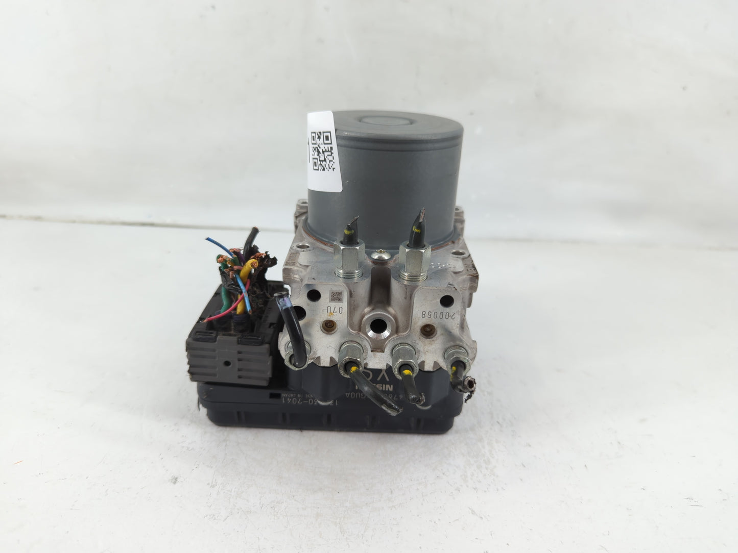 2018 Infiniti Q50 ABS Pump Control Module Replacement P/N:133230-7041 47660 4GU0A Fits OEM Used Auto Parts - Oemusedautopart