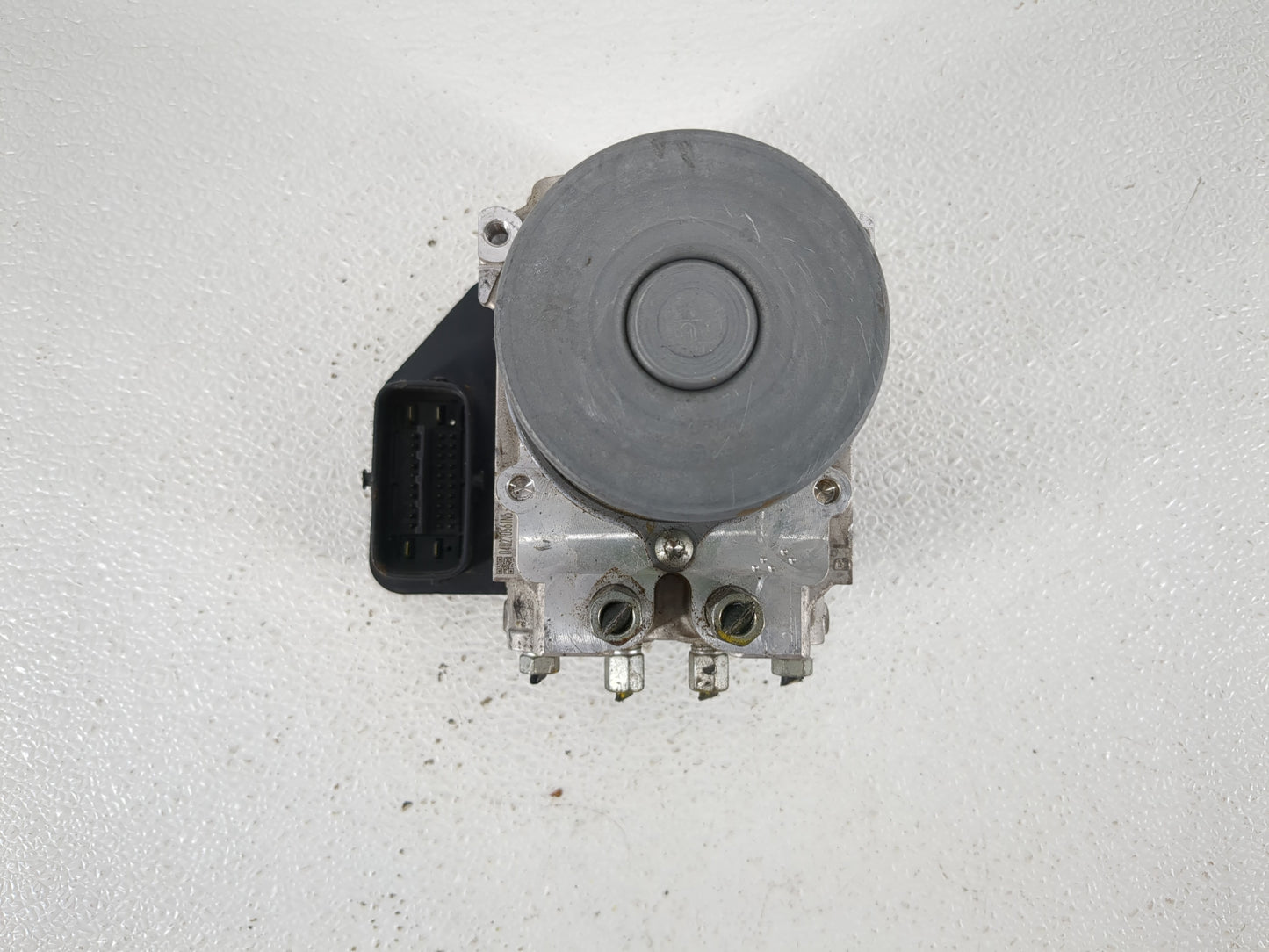 2016-2018 Infiniti Q50 ABS Pump Control Module Replacement P/N:47660 4GU1A Fits Fits 2016 2017 2018 OEM Used Auto Parts - Oe