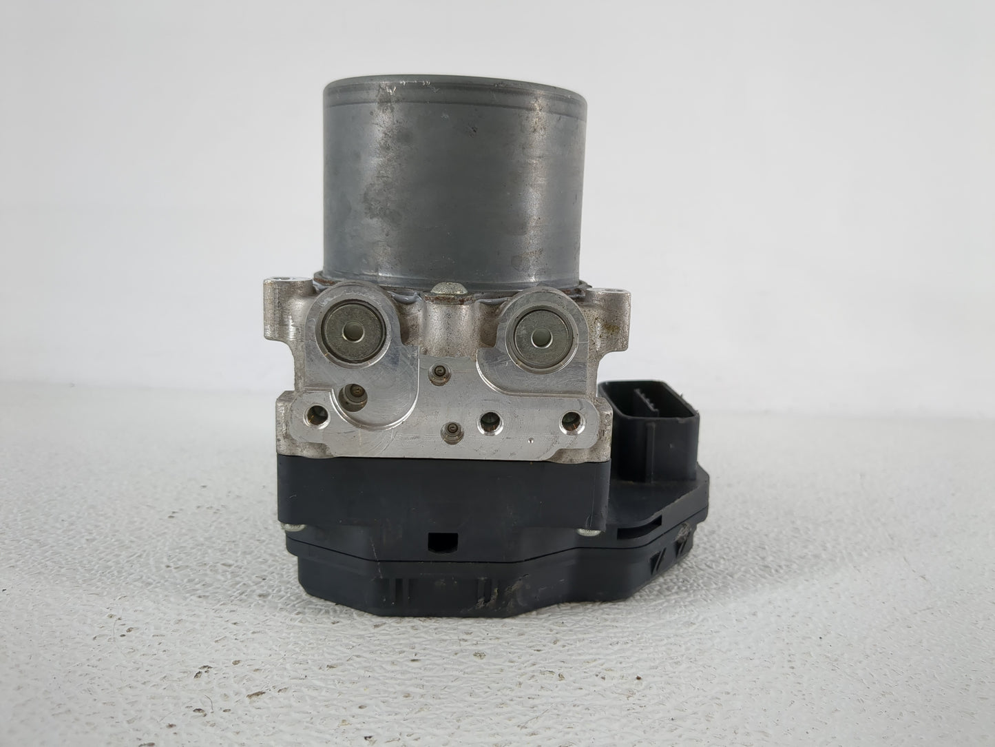 2016-2018 Infiniti Q50 ABS Pump Control Module Replacement P/N:47660 4GU1A Fits Fits 2016 2017 2018 OEM Used Auto Parts - Oe