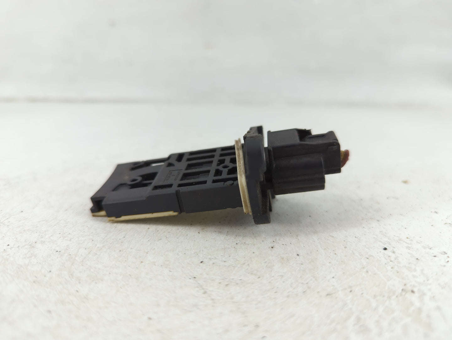2016-2020 Infiniti Q50 Mass Air Flow Meter Maf - Oemusedautoparts1.com