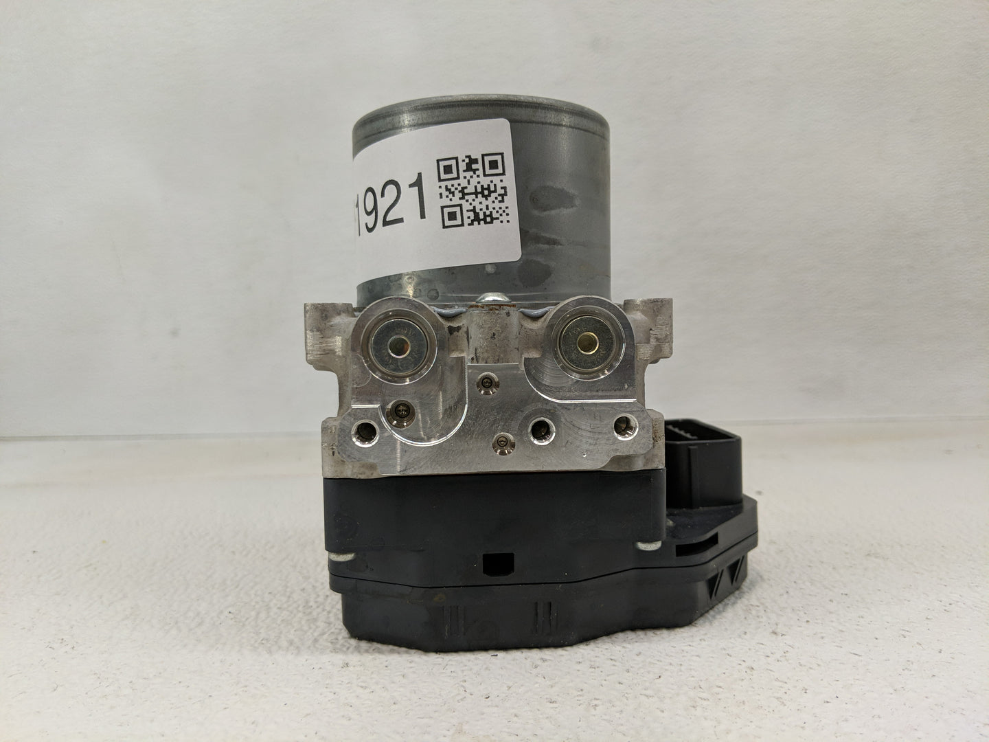 2016-2017 Infiniti Q50 ABS Pump Control Module Replacement P/N:47660 4GU1A Fits Fits 2016 2017 OEM Used Auto Parts - Oemused