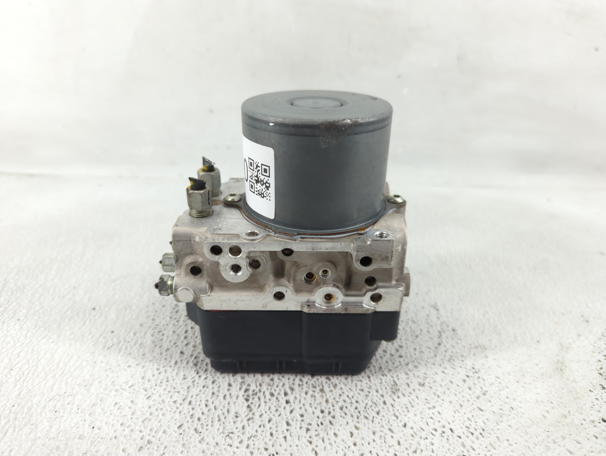 2016-2018 Infiniti Q50 Anti-Lock Brake ABS Pump Module Actuator OEM P/N:47660 4GG0A Fits Fits 2016 2017 2018 OEM Used Auto P