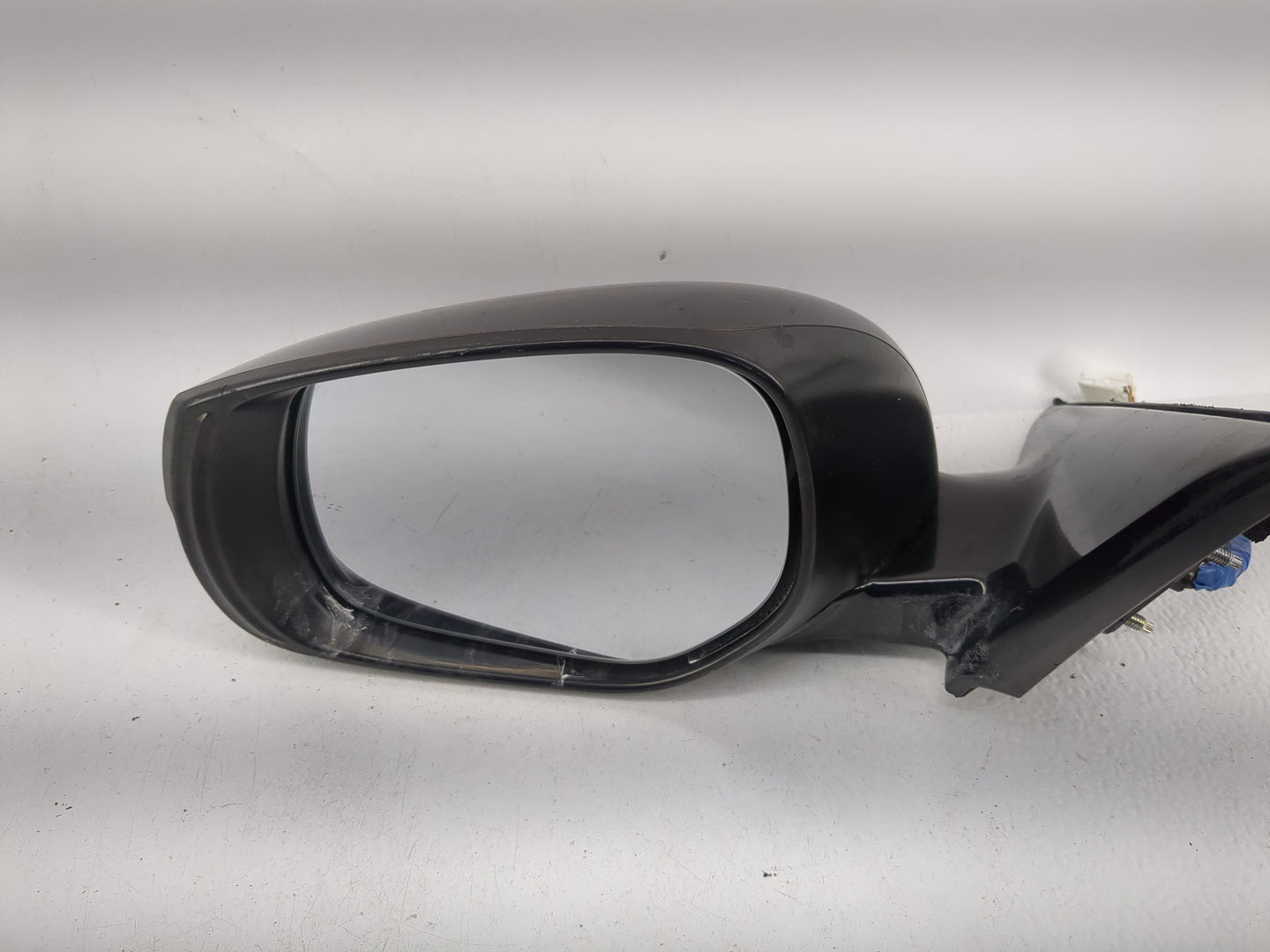 2014-2020 Infiniti Q50 Driver Side View Mirror - Left Door Mirror OEM Used - Oemusedautoparts1.com