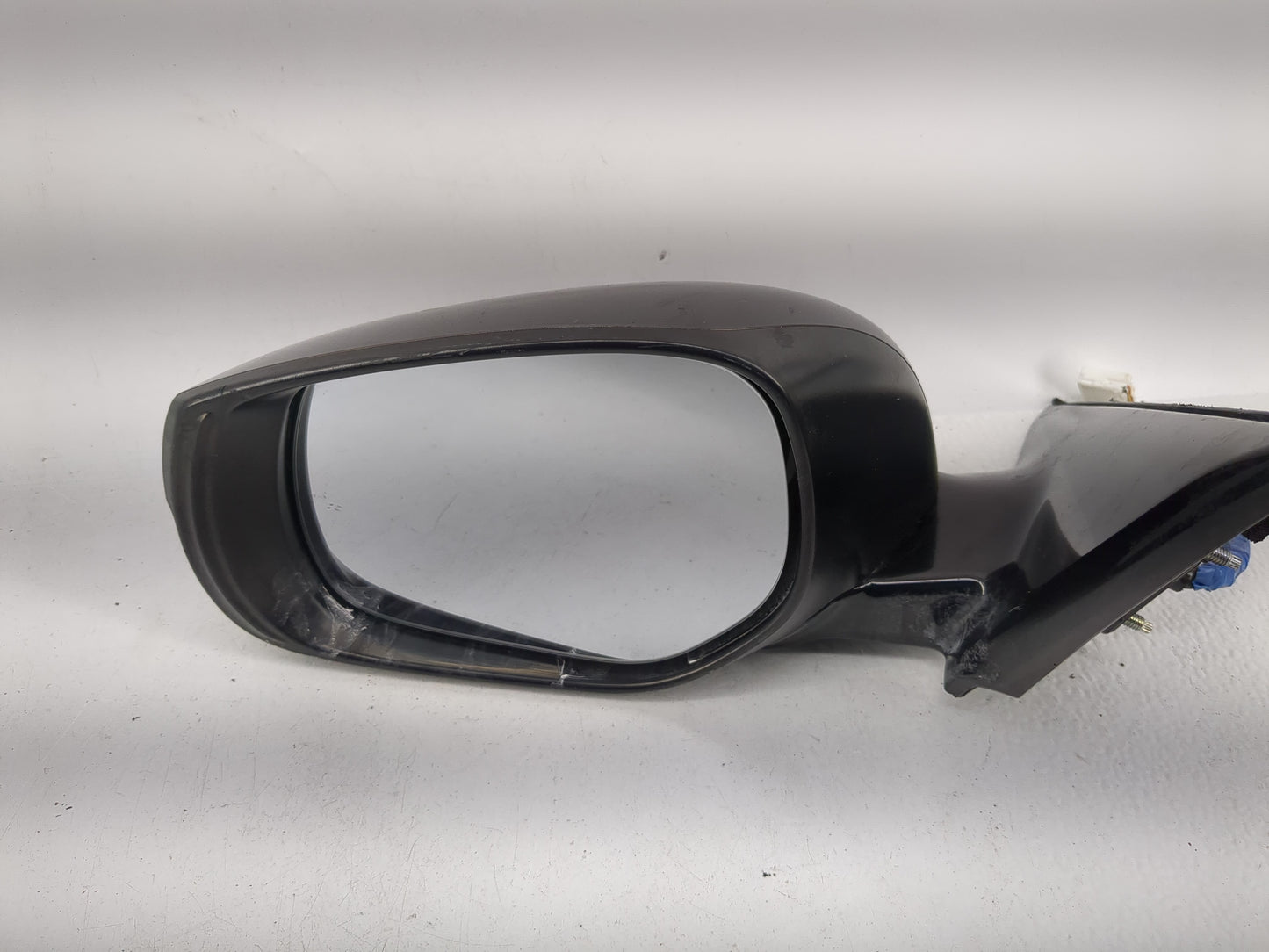 2014-2020 Infiniti Q50 Driver Side View Mirror - Left Door Mirror OEM Used - Oemusedautoparts1.com