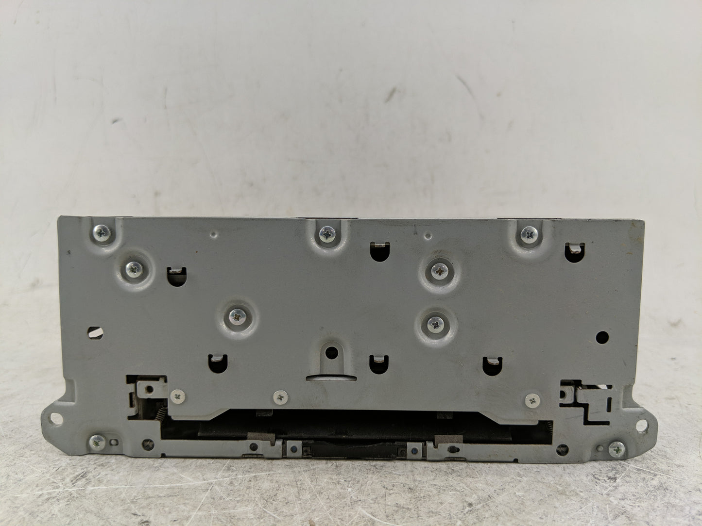 2018 Infiniti Q50 Radio AM FM Cd Player Receiver Replacement P/N:28330 4HB3B Fits OEM Used Auto Parts - Oemusedautoparts1.co