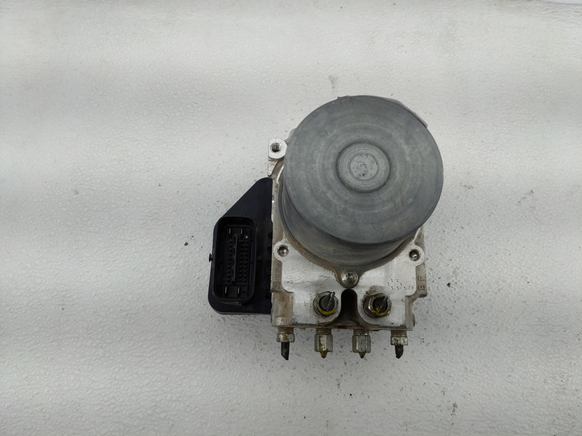 2018 Infiniti Q50 Anti-Lock Brake ABS Pump Module Actuator OEM P/N:133230-7041 47660 4GU0A Fits OEM Used Auto Parts - Oemuse