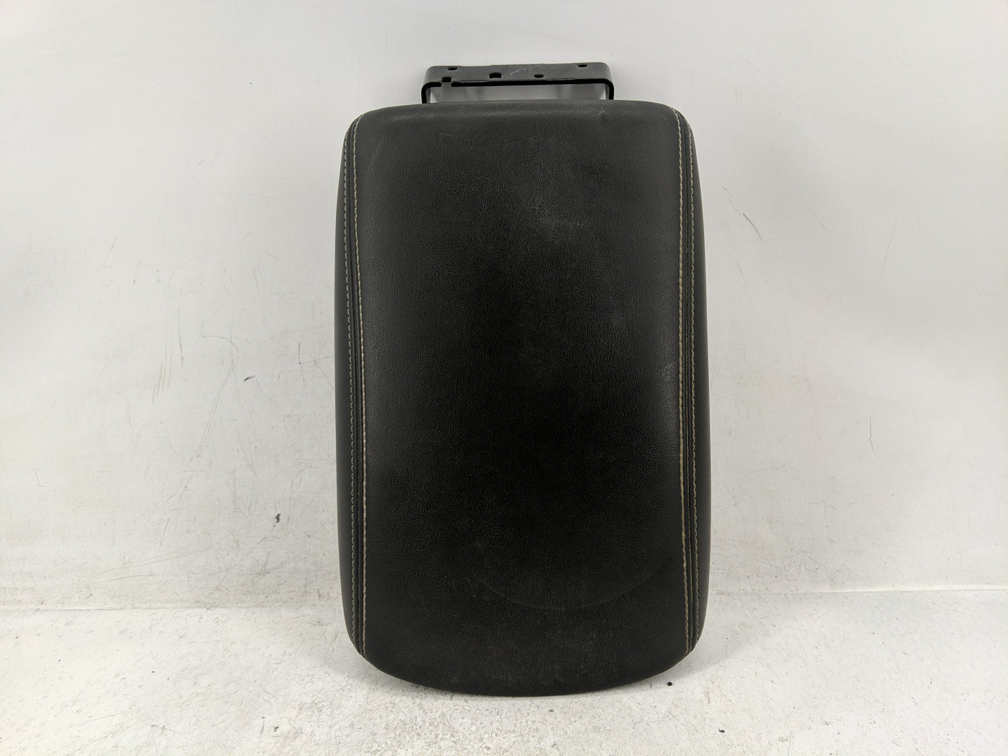 2018 Infiniti Q50 Center Console Armrest Cover Lid Fits OEM Used Auto Parts - Oemusedautoparts1.com