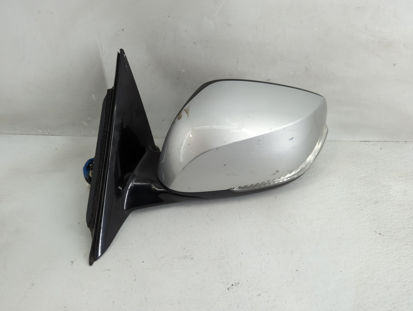 2014-2020 Infiniti Q50 Side Mirror Replacement Driver Left View Door Mirror P/N:E11038068 Fits OEM Used Auto Parts - Oemused