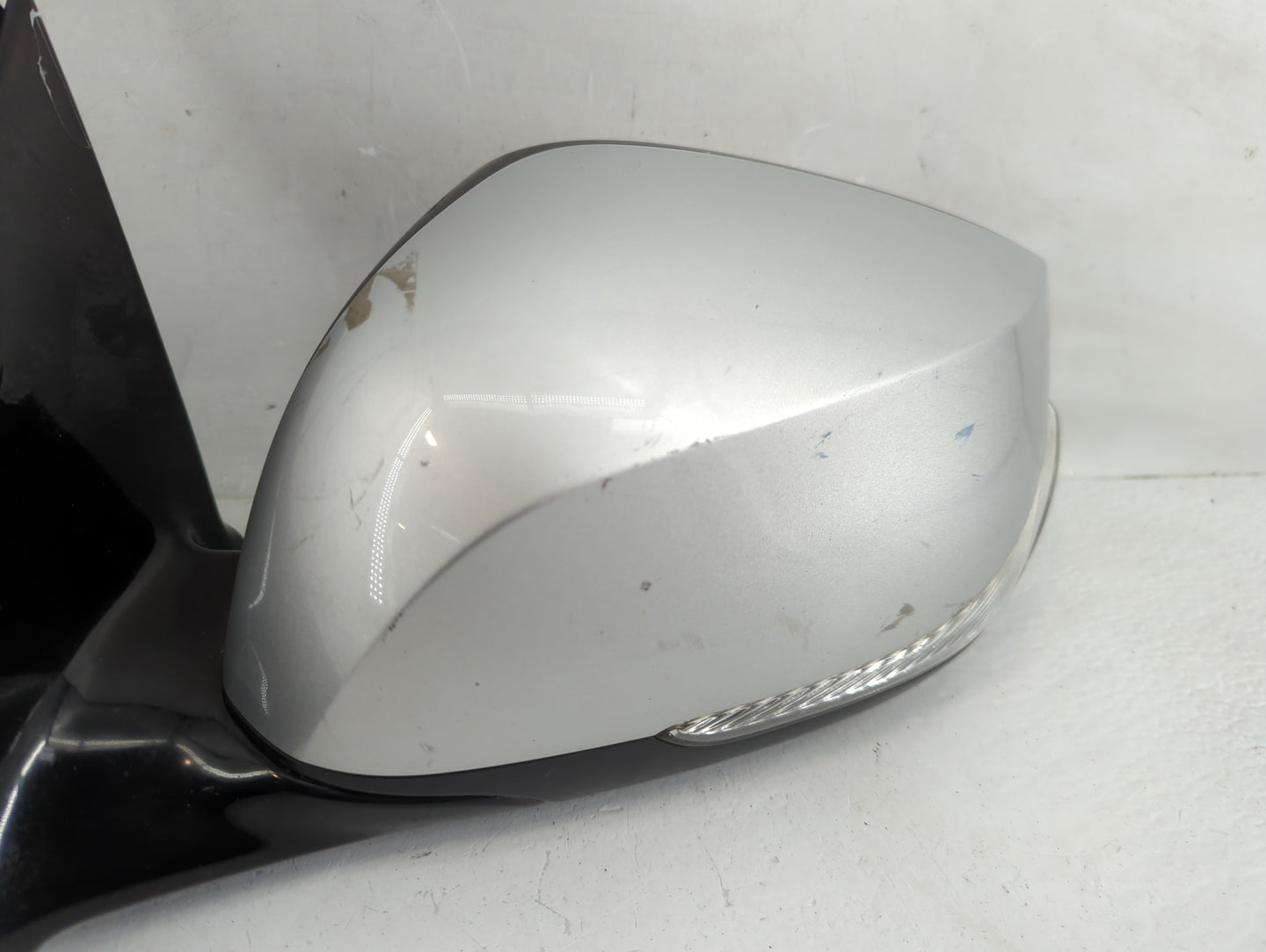 2014-2020 Infiniti Q50 Side Mirror Replacement Driver Left View Door Mirror P/N:E11038068 Fits OEM Used Auto Parts - Oemused