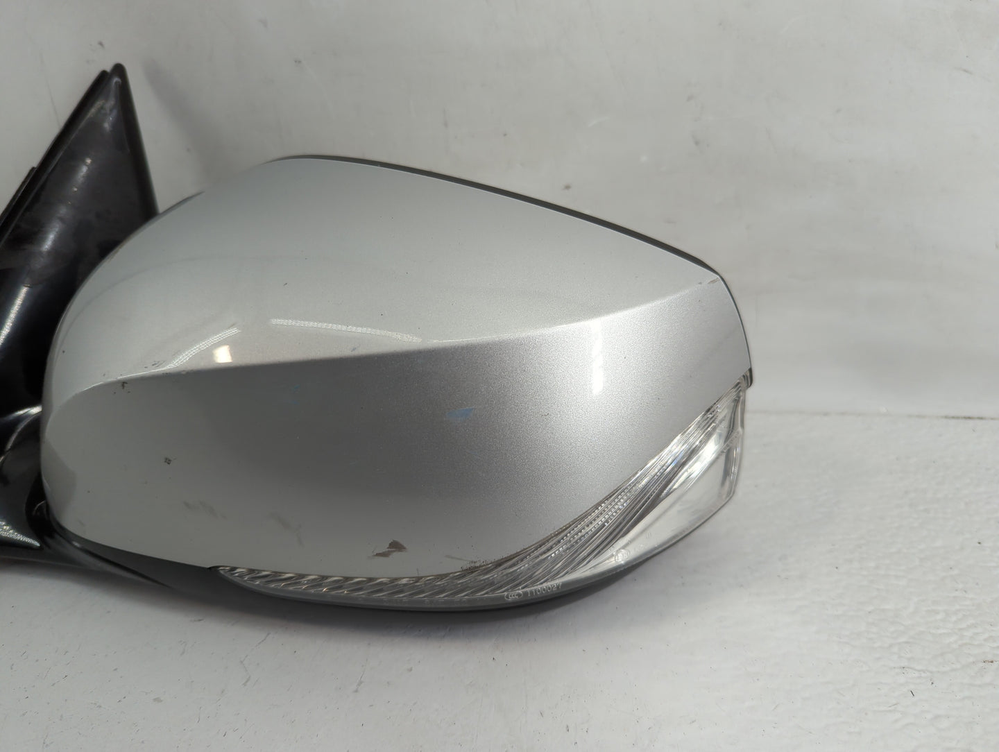 2014-2020 Infiniti Q50 Side Mirror Replacement Driver Left View Door Mirror P/N:E11038068 Fits OEM Used Auto Parts - Oemused