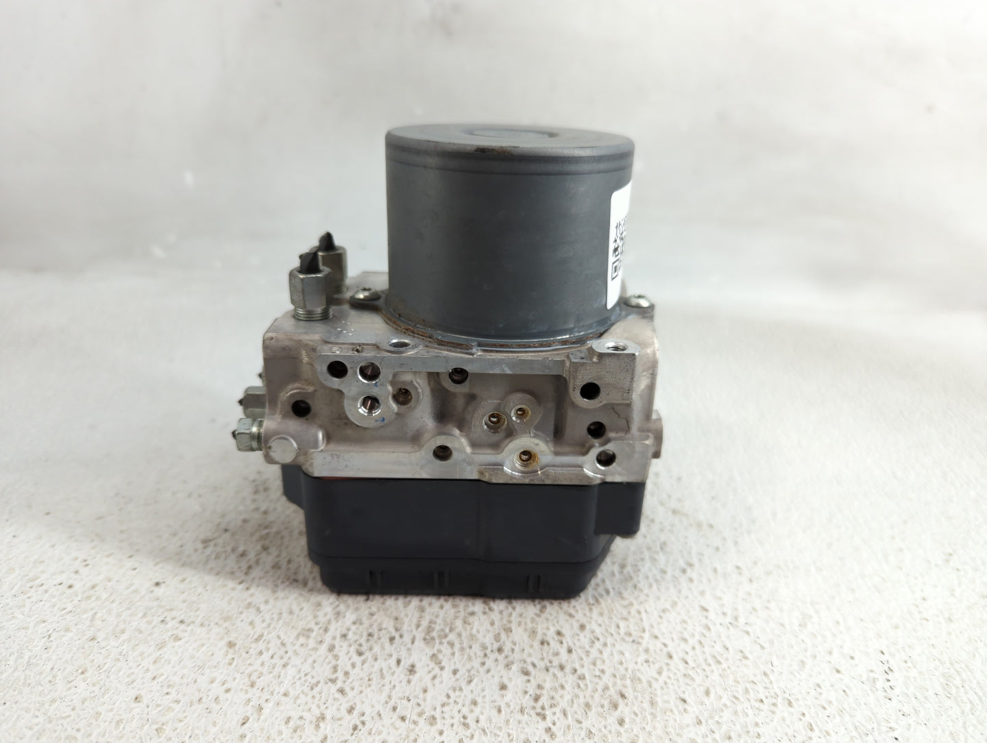 2018 Infiniti Q50 ABS Pump Control Module Replacement P/N:133230-7061 47660 4GV0A, 133230-7041, 47660 4GU0A Fits OEM Used Au