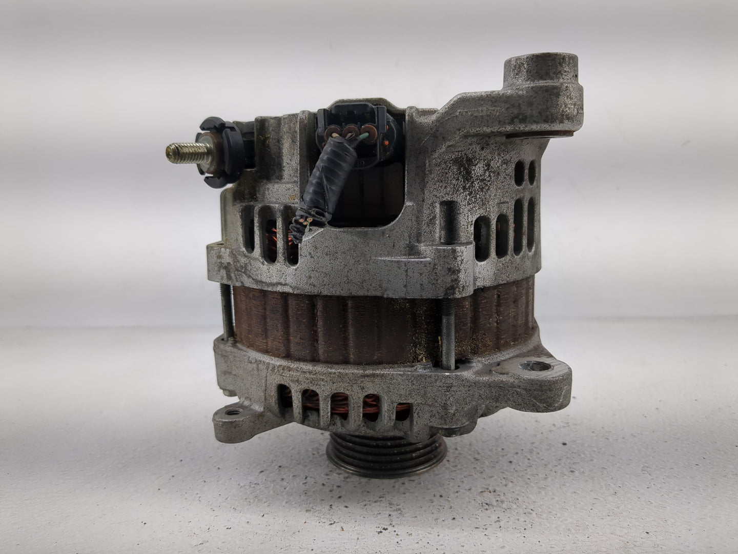 2016-2020 Infiniti Q50 Alternator Replacement Generator Charging Assembly Engine OEM P/N:23100 4HK6A Fits OEM Used Auto Part