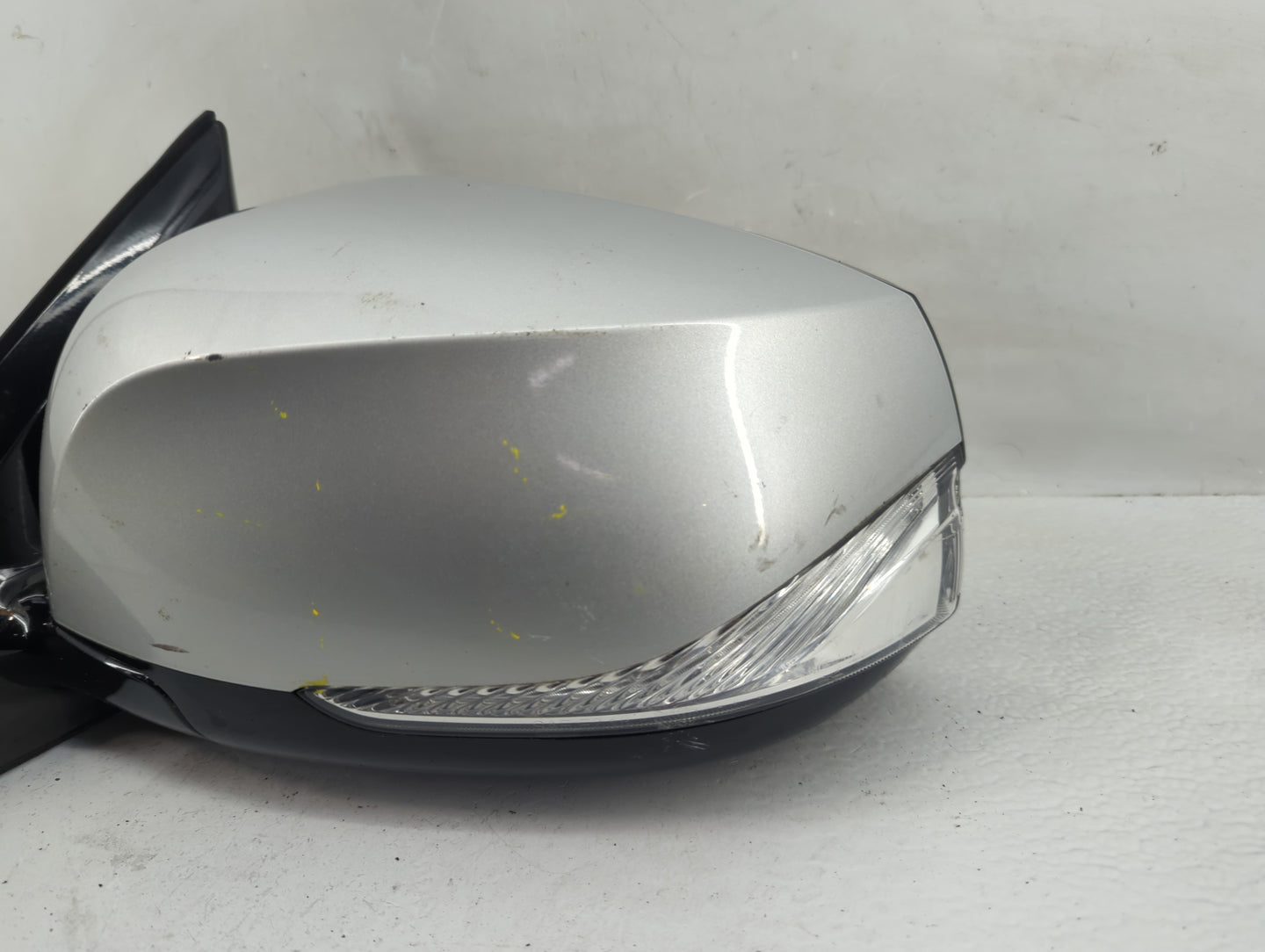 2018 Infiniti Q50 Driver Side View Mirror - Left Door Mirror OEM Used - Oemusedautoparts1.com