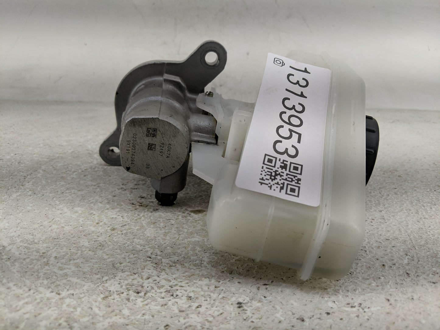 2014-2020 Infiniti Q50 Brake Master Cylinder 1313953 - Oemusedautoparts1.com