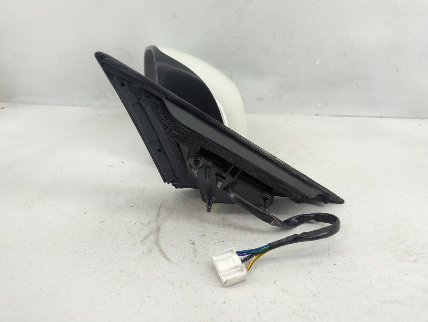 2014-2020 Infiniti Q50 Driver Side View Mirror - Left Door Mirror OEM Used - Oemusedautoparts1.com