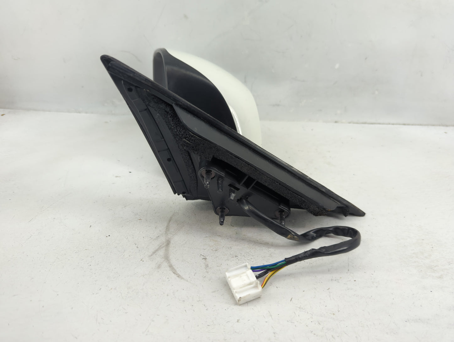 2014-2020 Infiniti Q50 Driver Side View Mirror - Left Door Mirror OEM Used - Oemusedautoparts1.com