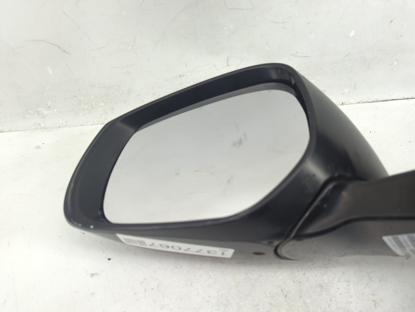 2014-2020 Infiniti Q50 Driver Side View Mirror - Left Door Mirror OEM Used - Oemusedautoparts1.com