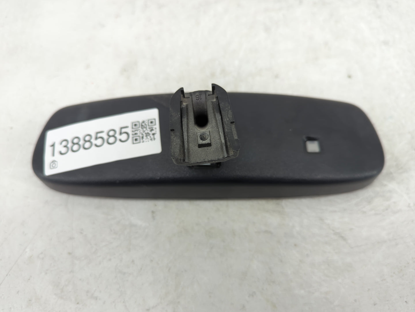 2016-2019 Infiniti Q50 Interior Rear View Mirror Replacement OEM Fits OEM Used Auto Parts - Oemusedautoparts1.com