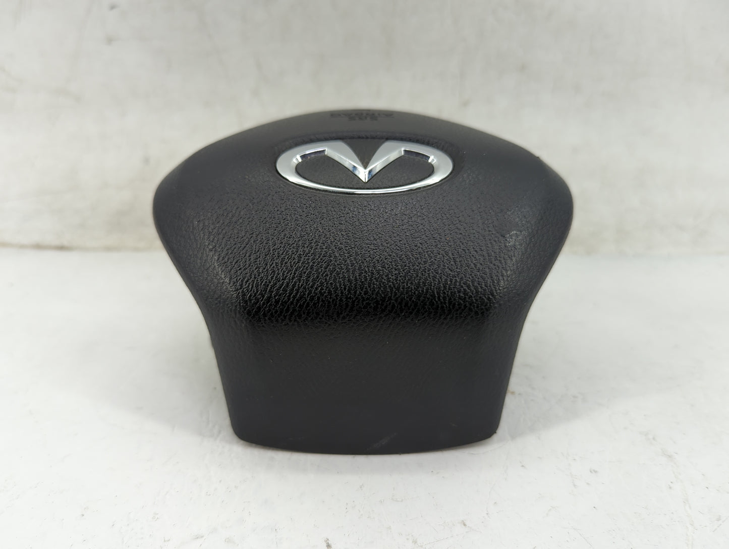 2018-2020 Infiniti Q50 Air Bag Driver Left Steering Wheel Mounted Fits Fits 2017 2018 2019 2020 OEM Used Auto Parts - Oemuse