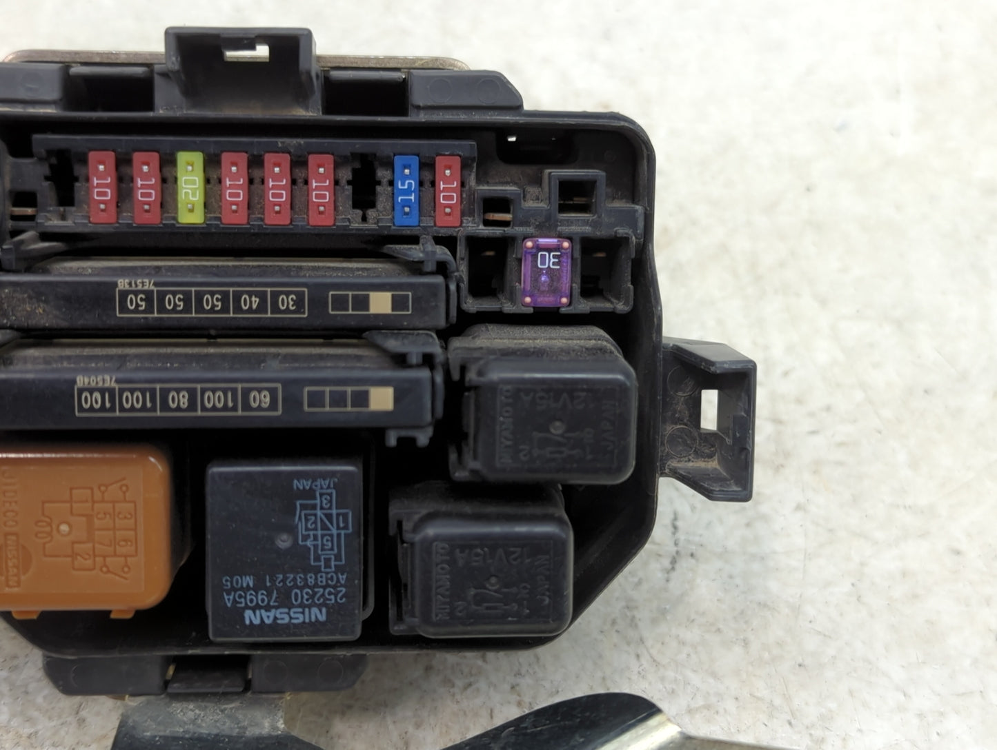 2014-2019 Infiniti Q50 Fusebox Fuse Box Panel Relay Module P/N:6HB0A Fits Fits 2014 2015 2016 2017 2018 2019 2020 OEM Used A