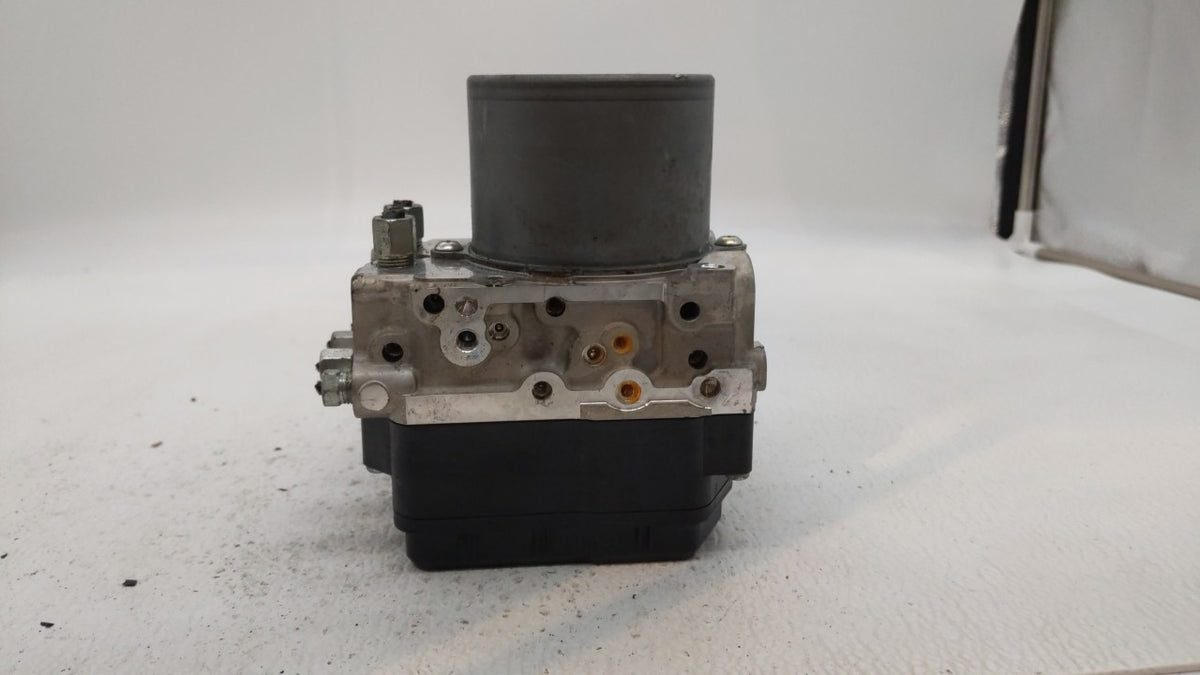 2018 Infiniti Q50 Anti-Lock Brake ABS Pump Module Actuator OEM P/N:47660 4GU0A Fits OEM Used Auto Parts - Oemusedautoparts1.
