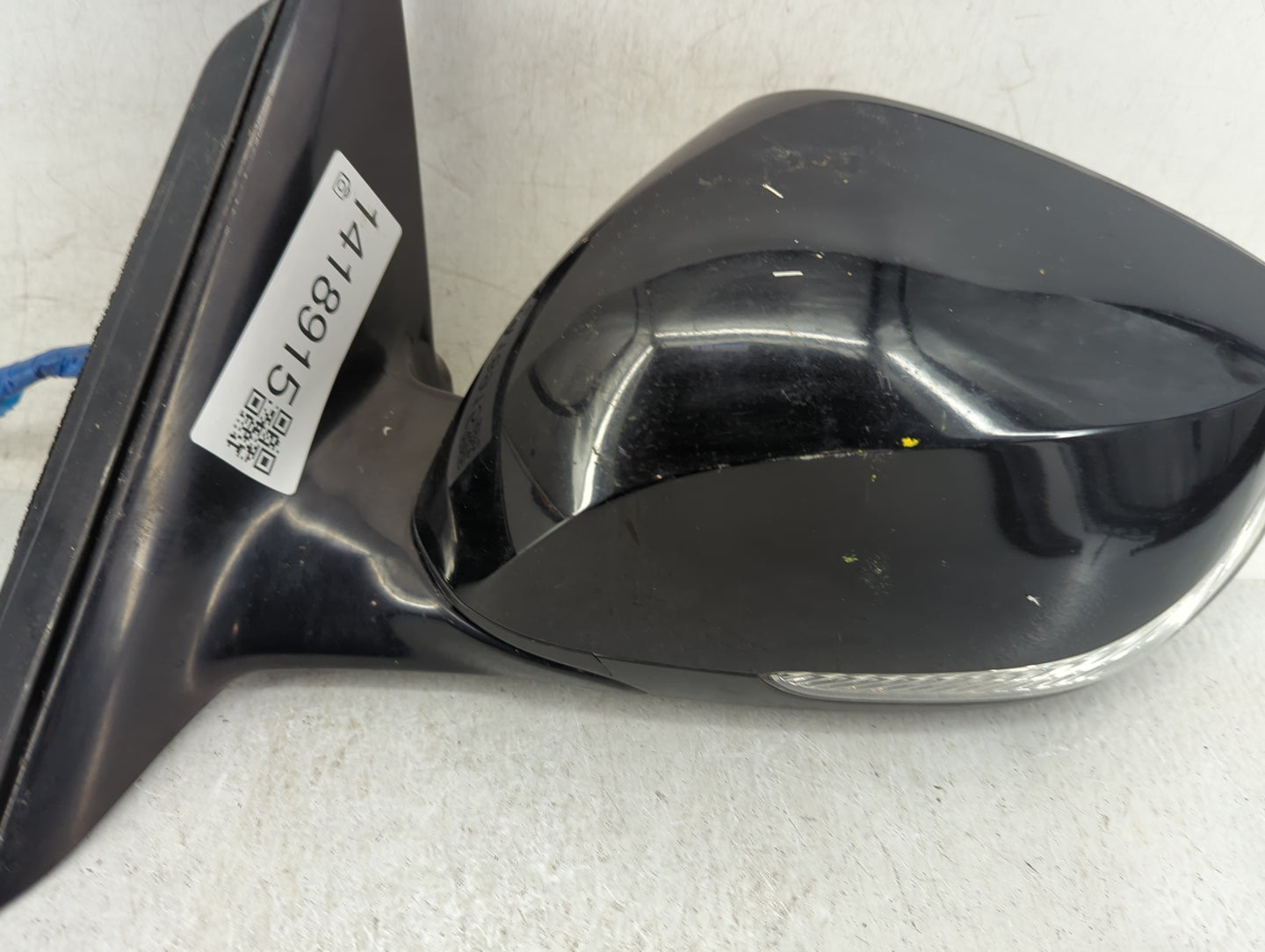 2014-2020 Infiniti Q50 Driver Side View Mirror - Left Door Mirror OEM Used - Oemusedautoparts1.com