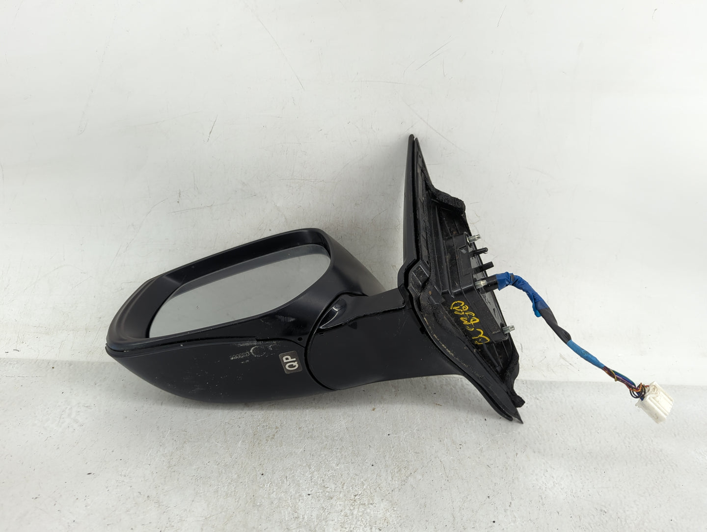 2014-2020 Infiniti Q50 Driver Side View Mirror - Left Door Mirror OEM Used - Oemusedautoparts1.com