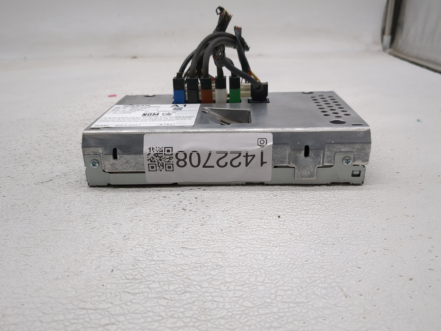 2018-2019 Infiniti Q50 Information Display Screen - Oemusedautoparts1.com