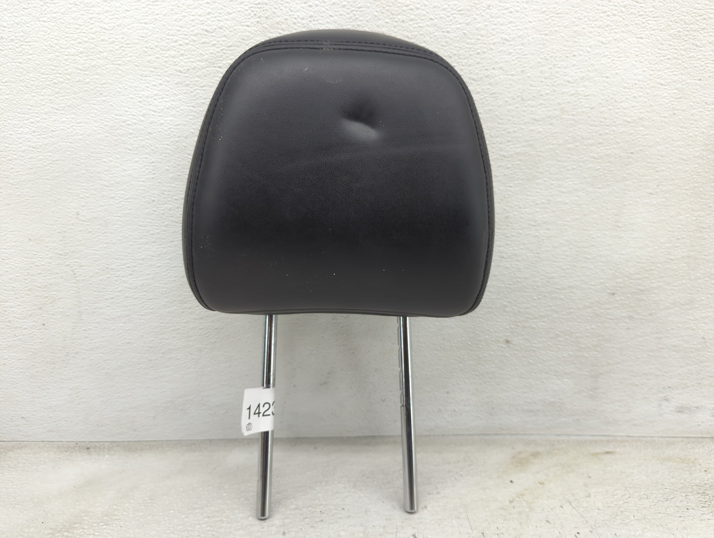 2017-2018 Infiniti Q50 Headrest Head Rest Front Driver Passenger Seat - Oemusedautoparts1.com