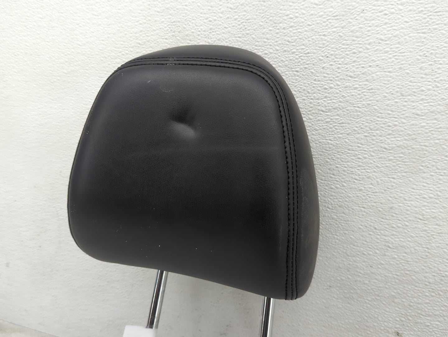 2017-2018 Infiniti Q50 Headrest Head Rest Front Driver Passenger Seat - Oemusedautoparts1.com