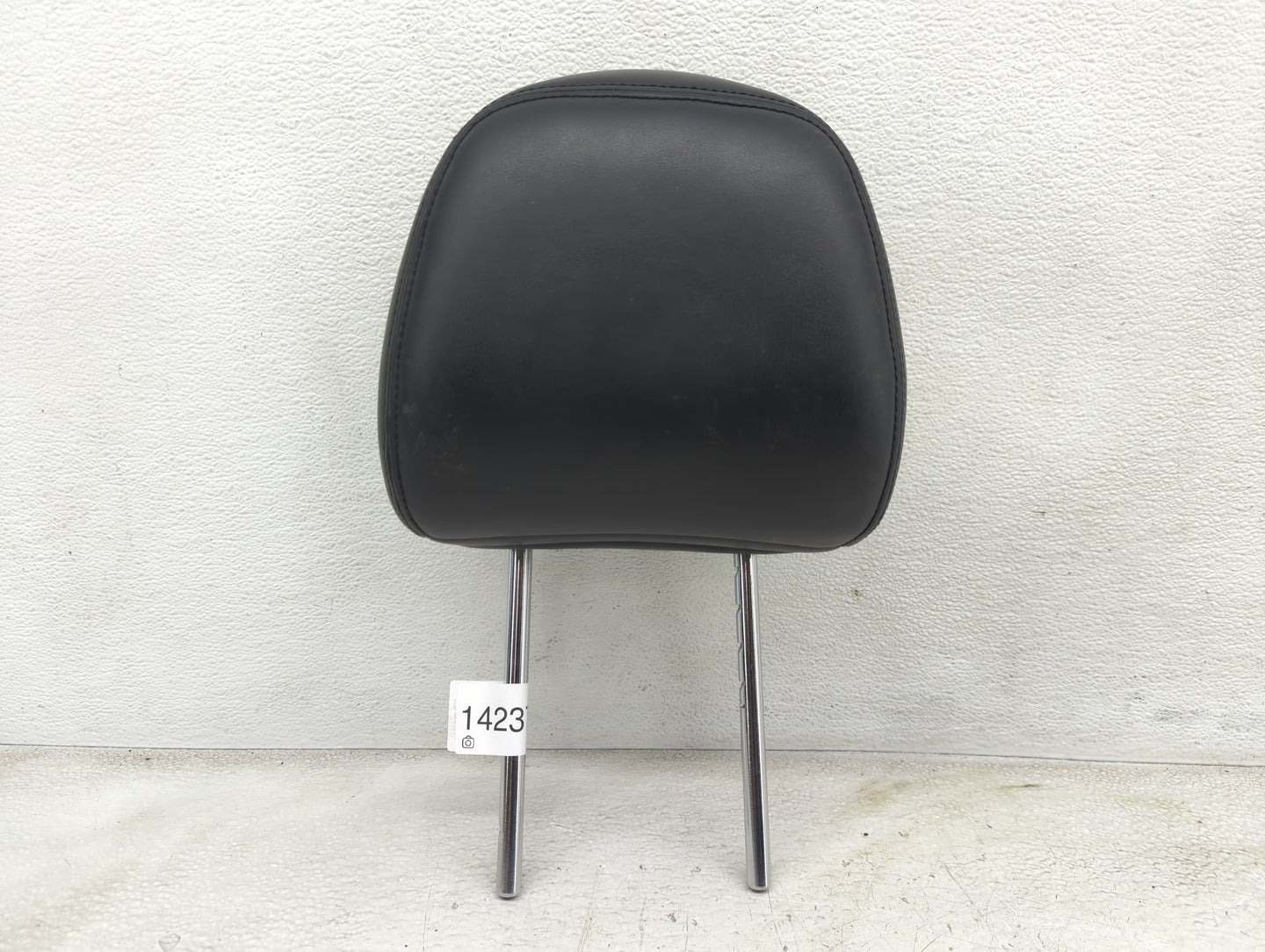 2017-2018 Infiniti Q50 Headrest Head Rest Front Driver Passenger Seat Fits Fits 2017 2018 OEM Used Auto Parts - Oemusedautop