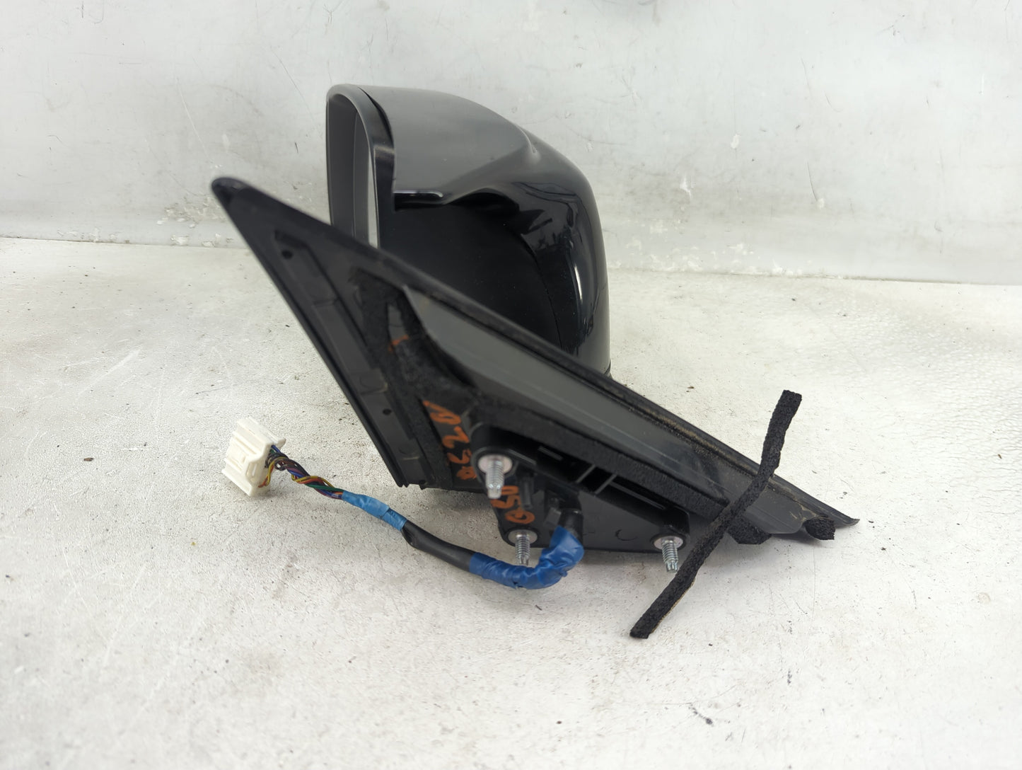 2014-2020 Infiniti Q50 Driver Side View Mirror - Left Door Mirror OEM Used - Oemusedautoparts1.com