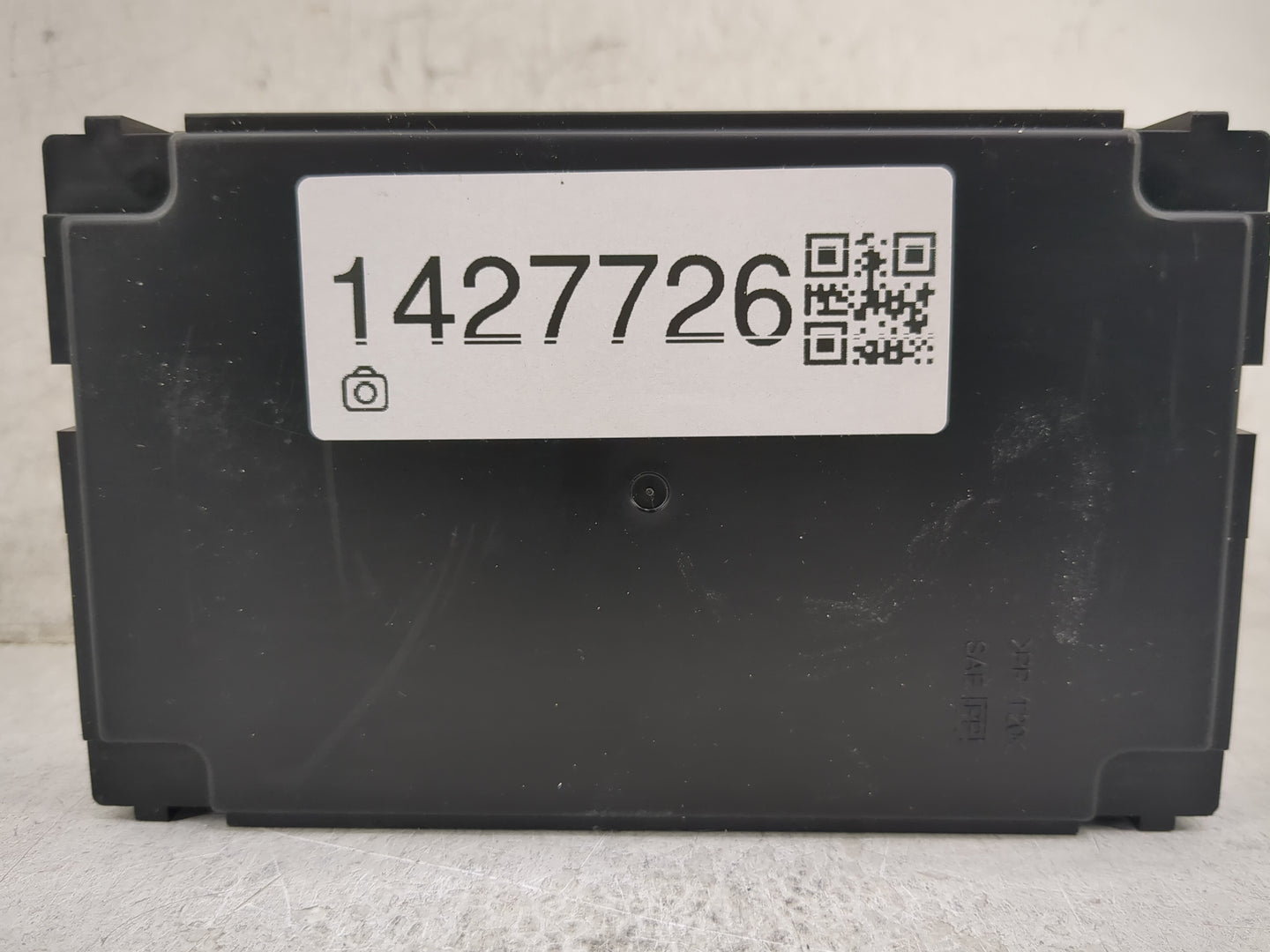 Infiniti Q50 Body Control Module Bcm Inner Cabin Fuse Box 27760 4hf0c - Oemusedautoparts1.com