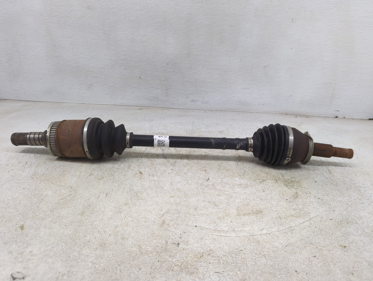 2014-2020 Infiniti Q50 Axle Shaft Front Driver Cv C/v - Oemusedautoparts1.com