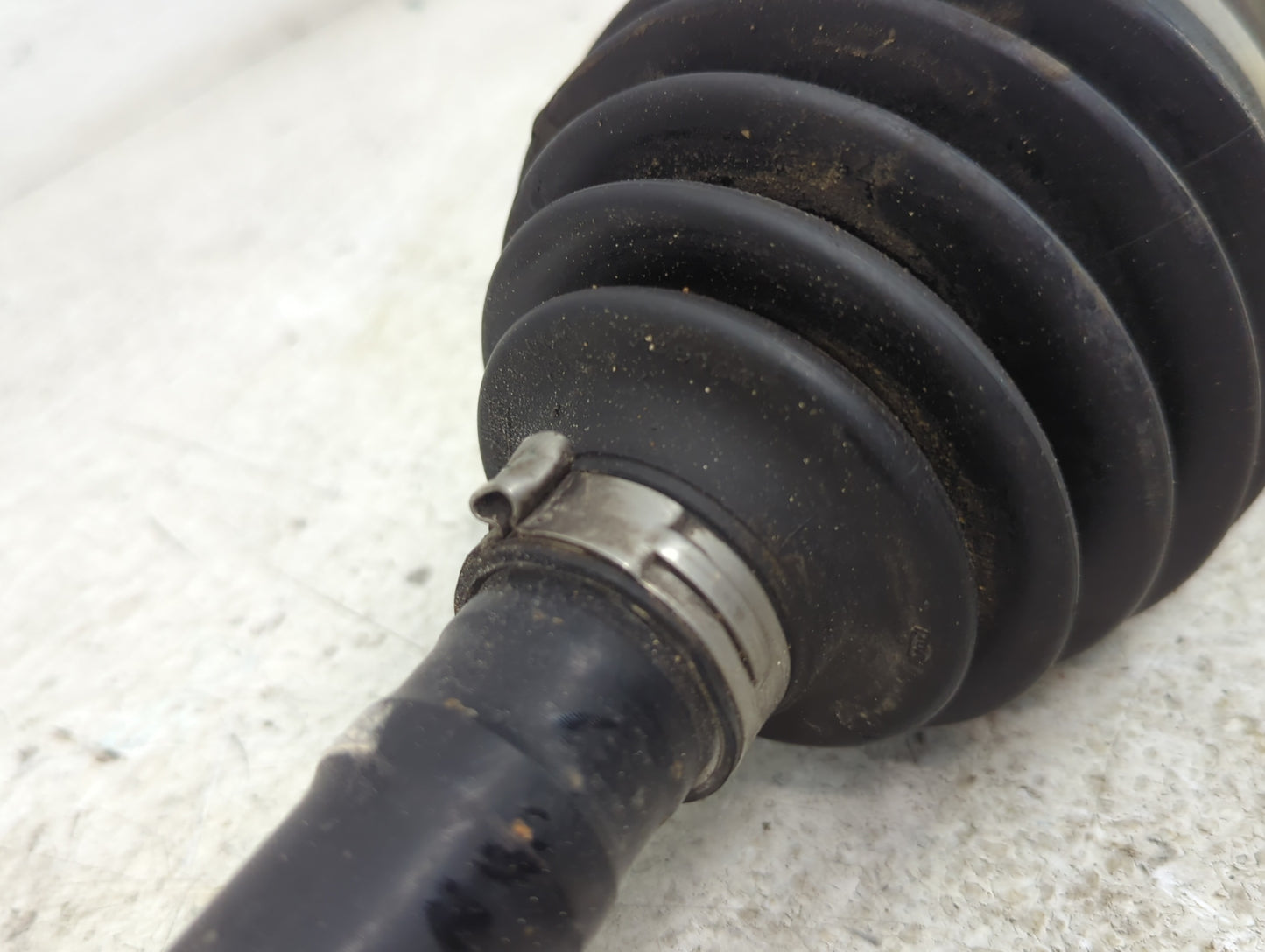 2014-2020 Infiniti Q50 Axle Shaft Front Driver Cv C/v - Oemusedautoparts1.com